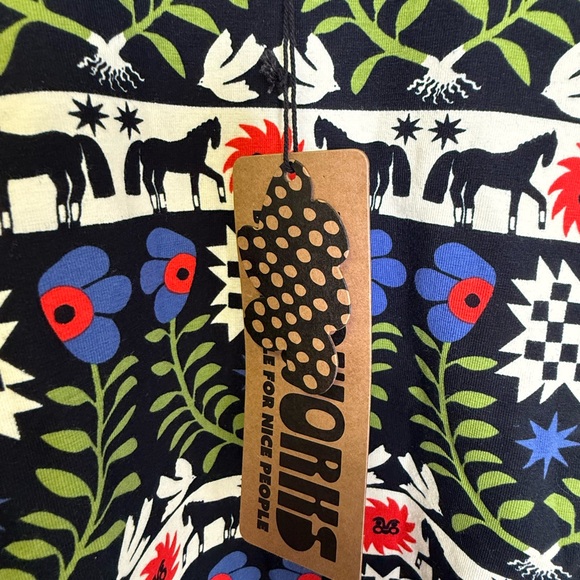 Nooworks long sleeve jersey top in The Guardians print NWT sz 3XL (looks smaller - Picture 4 of 4